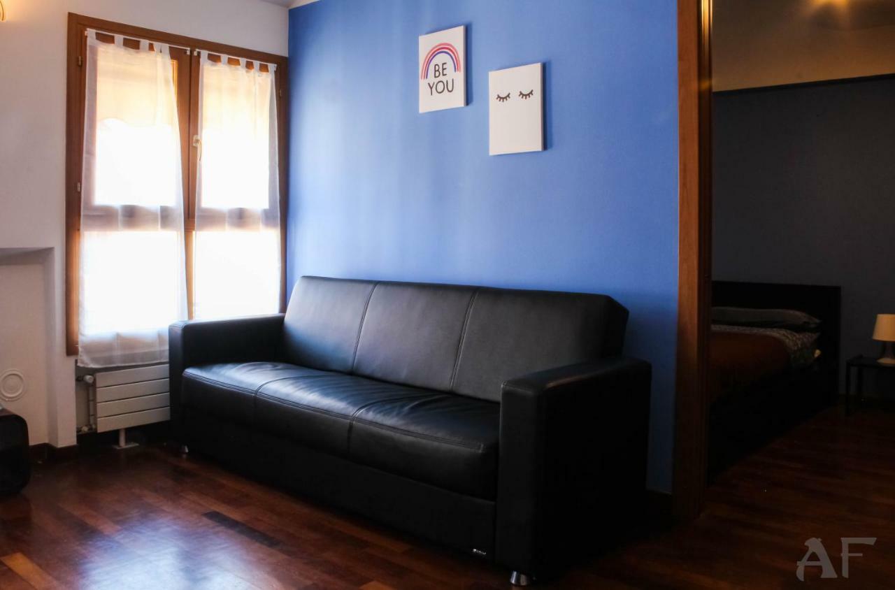 Apartamento Corso San Gottardo - Darsena Flat Milán Exterior foto