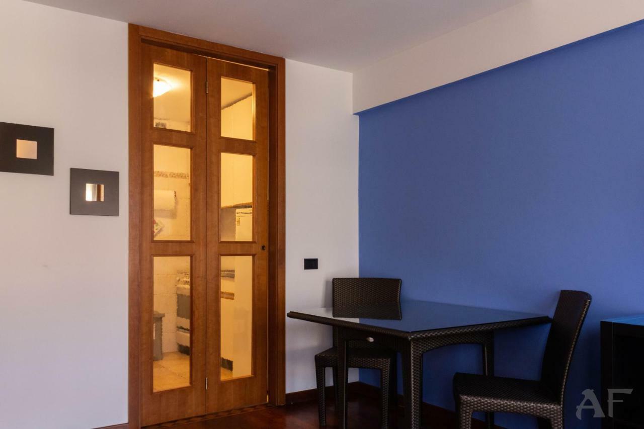 Apartamento Corso San Gottardo - Darsena Flat Milán Exterior foto